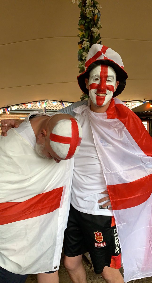 mrsafctone's tweet photo. @afctone @ADPearcey we’re ready!!!! Come on England!!! 🏴󠁧󠁢󠁥󠁮󠁧󠁿🏴󠁧󠁢󠁥󠁮󠁧󠁿🏴󠁧󠁢󠁥󠁮󠁧󠁿🏴󠁧󠁢󠁥󠁮󠁧󠁿🏴󠁧󠁢󠁥󠁮󠁧󠁿@SkySportsNews https://t.co/HC1Gtf3Zsm