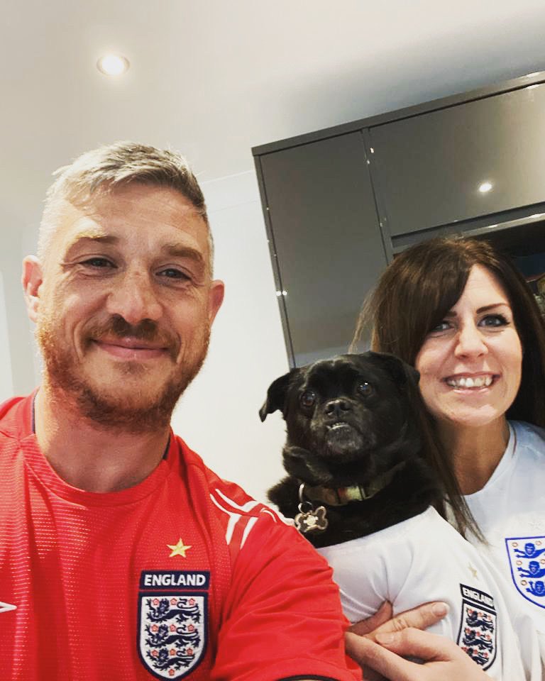 hannah molloy tweet media