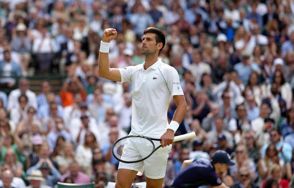 TTennis_'s tweet photo. Djokovic a balayé Medvedev en finale de l'Open d'Australie.

Djokovic a mangé mentalement Tsitsipas en finale de Roland Garros.

Djokovic a surclassé Berrettini en finale de Wimbledon.

Il avait prévenu, la Next Gen a encore beaucoup de travail !

#Wimbledon https://t.co/i1DYMk2e9K