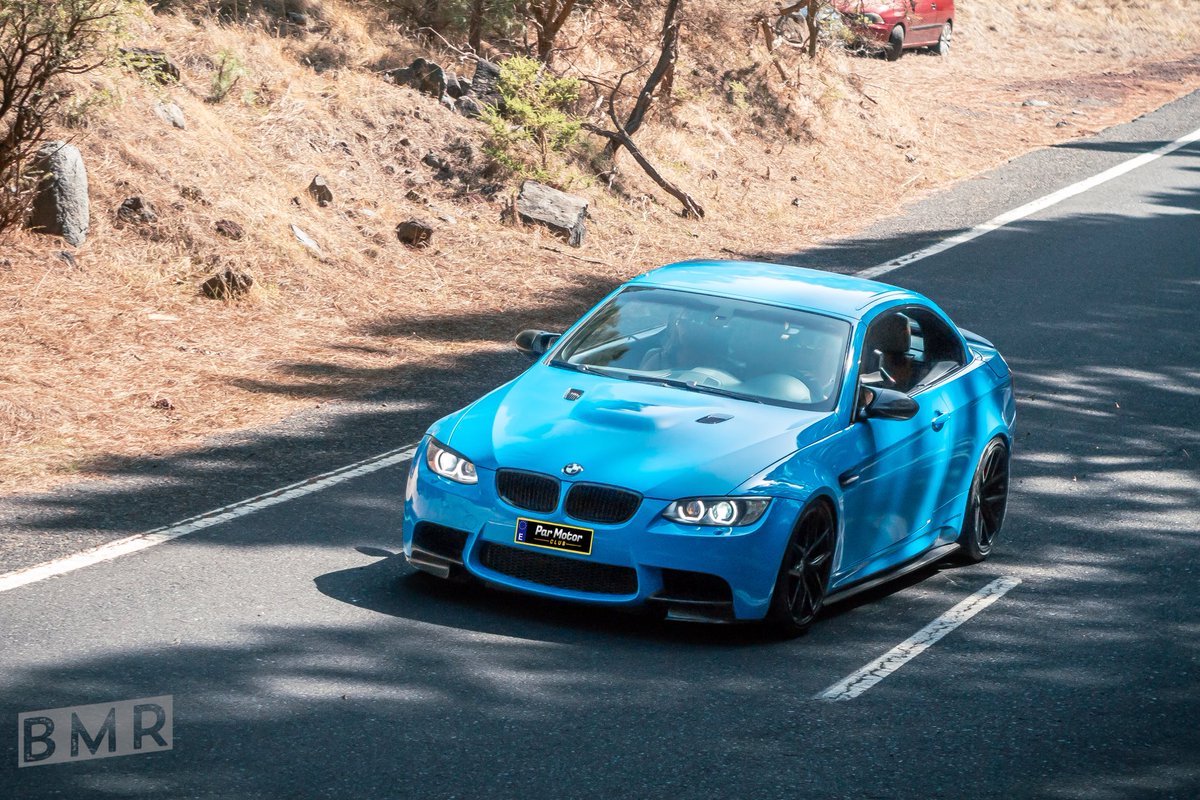 ParMotorClub1's tweet photo. BMW M3 E92, el último M3 con carrocería coupé. Montaba un increíble motor V8 de 4 litros que desarrollaba 420 cv,  77 cv más que el 6 en línea de la versión anterior, el mítico m3 e46, y sin recurrir a la sobrealimentación. 
#bmw #bmwm3 #m3 #v8 #e92 #m #bmwm #atmosférico https://t.co/ibMjzviCs9
