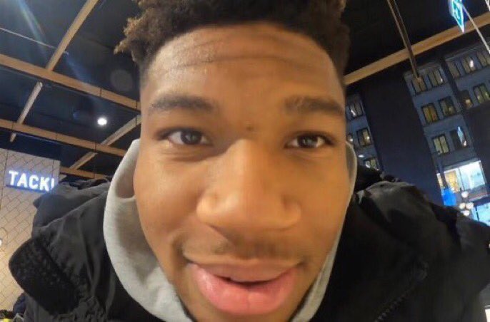 sportsiii's tweet photo. NAME: Giannis Antekounmpo
AGE: 26
Thanks for catching me up on my stats stories @TakeSideSports
#PlayerOfTheGame - 42 POINTS
#InjuryRecovery Last Game: 12 REB
#BacktoBack Combined: 30 FTA
#PaintProtector Last Game: 3 BLKs
#BigPerformance Last Game: 68% FG https://t.co/B5E0s5jCqd