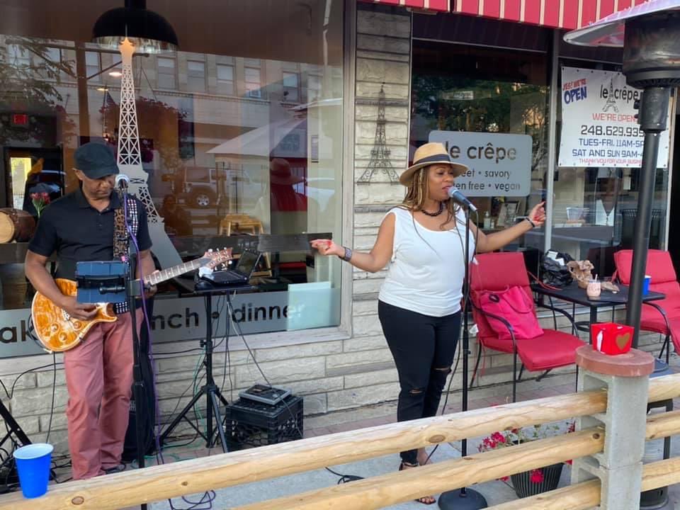 VibrantC08's tweet image. Another great night at Live Soul @ @lecreperoyaloak! Thanks so much to all who came out! 

I’m back July 23rd 7pm-10pm! 
#chiarasings #performancealert #livesoulatlecrepe #livesoul #randb #detroitsoul #downtownroyaloak #livemusic #thankyou