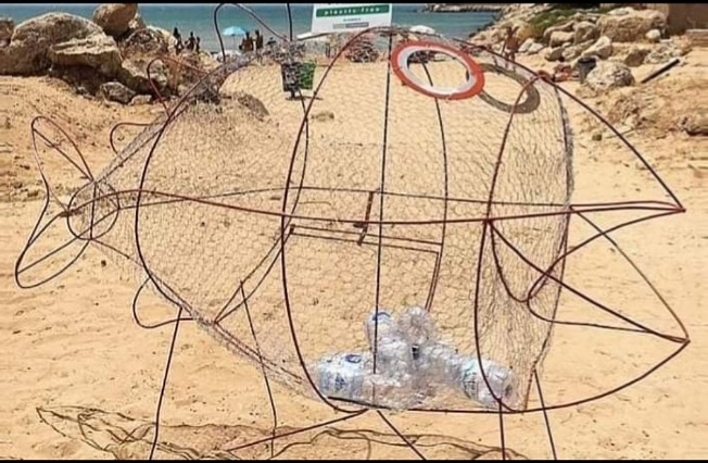 LETSGOCLEANTHE1's tweet photo. @mondo4africa is helping us produce our next fish waste bin we going to donate to Phoenix Rising aka Akuma village .
Like to also help us to produce another one here pls https://t.co/k2msccAW2q
#humanity
#humantrain
#SaveMamaEarth
#sdgs6 https://t.co/nvXCBdAoZl