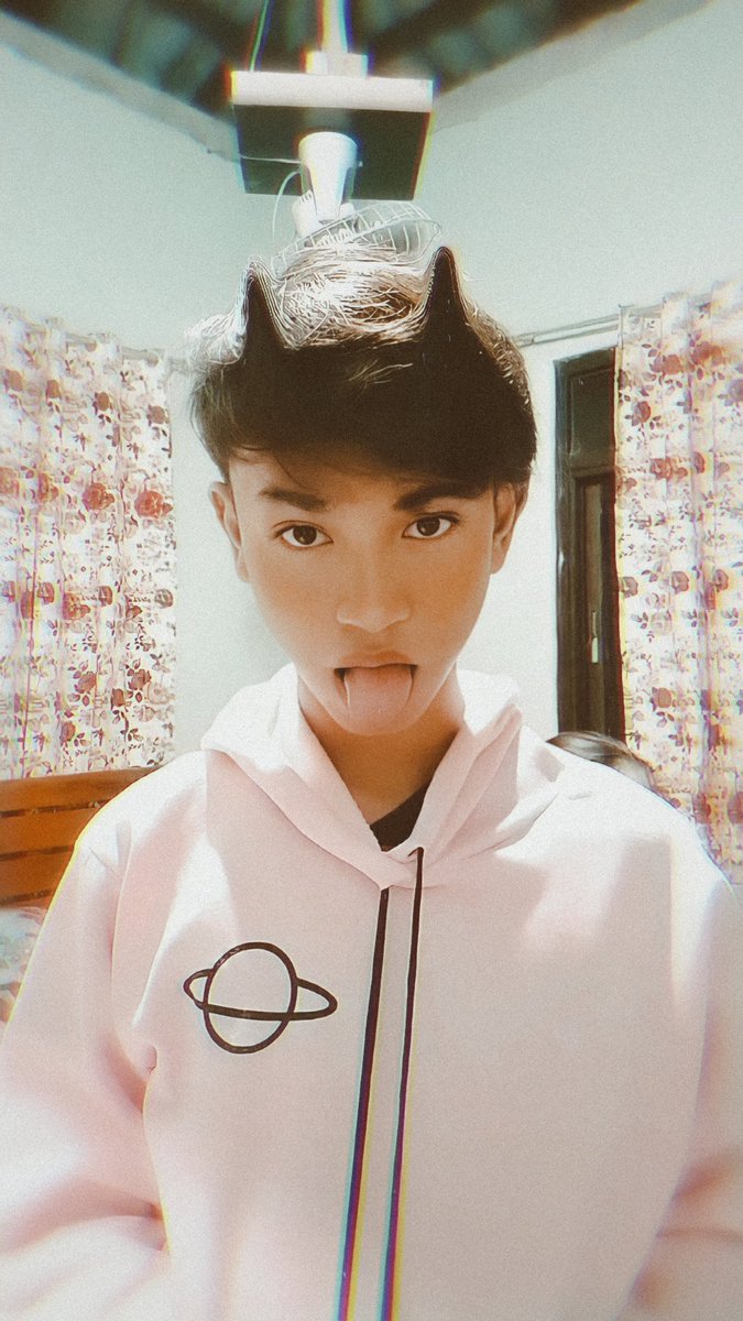 its_Gelo_'s tweet photo. 19❤️ https://t.co/BDPbq0YLjT