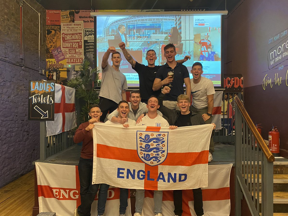 LewisHand12's tweet photo. @SkySportsNews it’s coming home!!! https://t.co/rq7f9yqGzQ