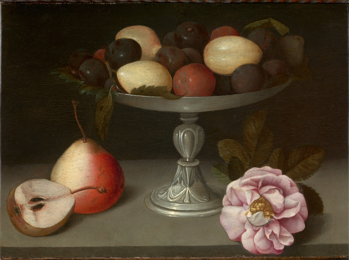 Cake stand with plums, pears and a rose, c. 1602, by #FedeGalizia (Italian, 1578-c.1630). Private collection, Bassano del Grappa; source, studioesseci.net/mostre/fede-ga…. #womenartists #artherstory