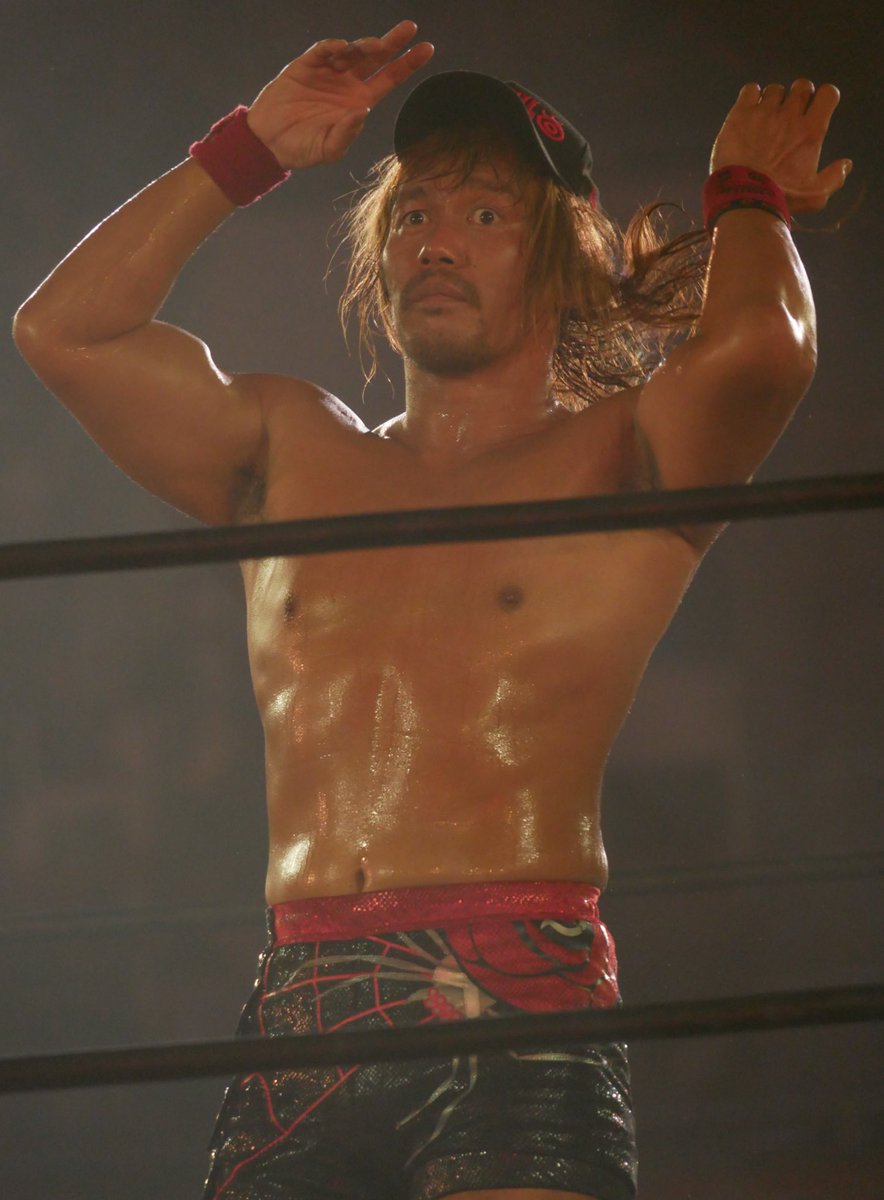 ট ইট র Kuro 21 07 11 真駒内セキスイハイムアイスアリーナ 内藤哲也 選手 ハンドポニテ哲也 初めて撮れました 長くて柔らかいから 綺麗に髪が舞ってますね 内藤哲也 Njpw Njsst 新日本プロレス