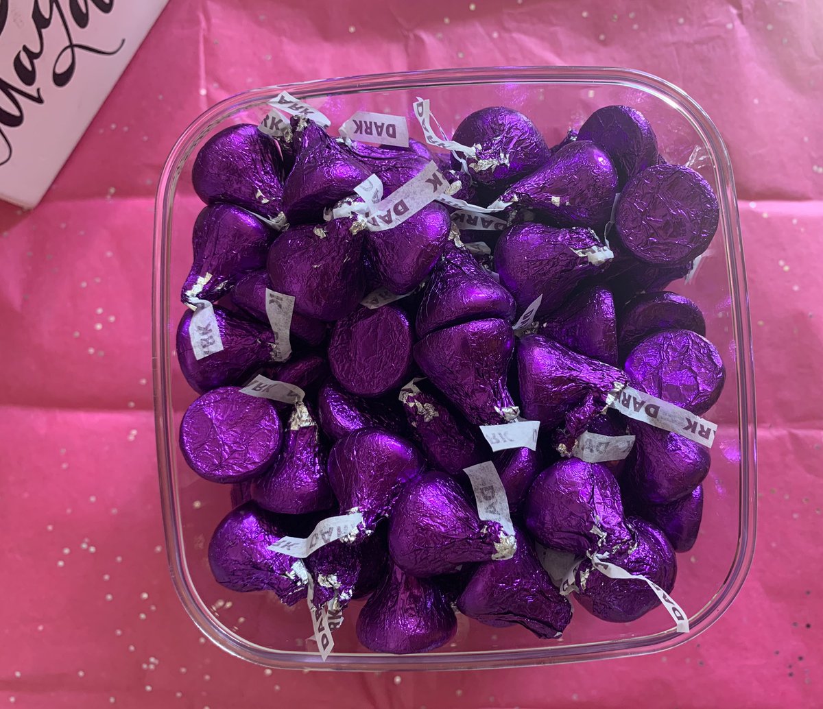 fuckasolostan's tweet photo. ‘Guess-The-Count’ Army Mail GA 🍬

💌: Official PC, Prints/Post Card, Stickers, etc.

How to Enter:
•RT+Leave ONE comment as to how many candies you believe are in the container.

⏰: End in 12 hours

FYI:
•Following not required
•WW
•Shipping Included

Good Luck Friends. (+) https://t.co/rgQKlAIwgu