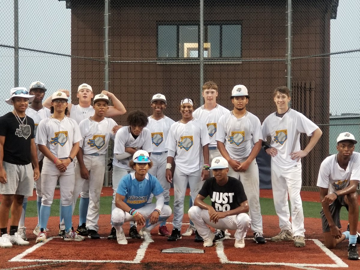 Concluded our tournament in Louisville with a rainout, but not without a relay race around the bases in the rain!  #AlwaysCompeting