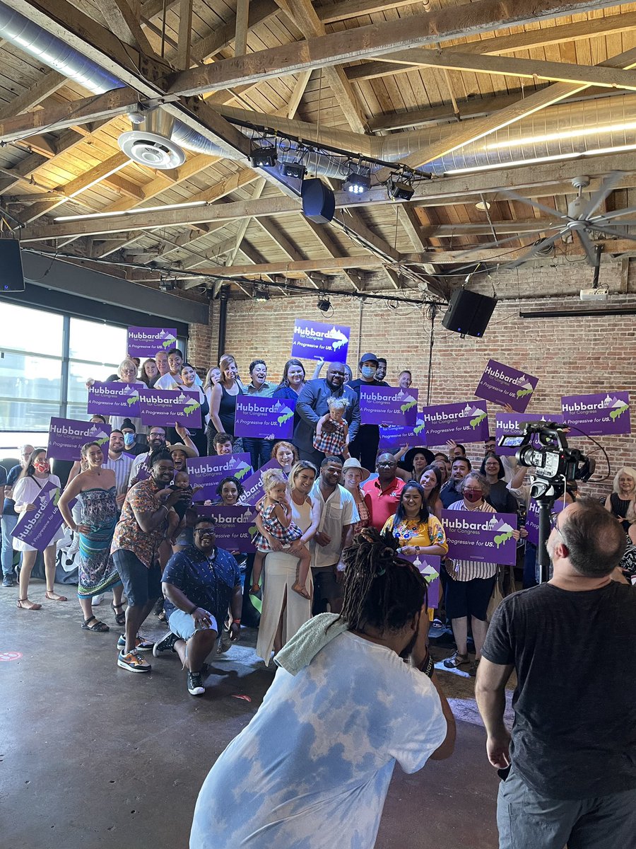 LourinHubbard's tweet photo. My name is Lourin Hubbard, and I’m the proud Progressive Democrat running against Devin Nunes.

Together, we will defeat him. 

Good morning. https://t.co/cLG4Uzz3dJ