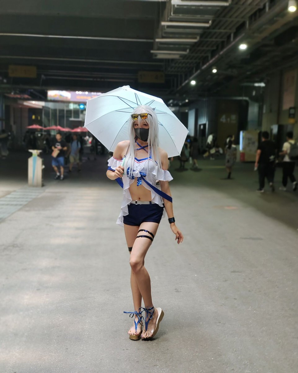 woc这次同行的小姐姐给我拍的，我踏马直接我他妈（不过那么多人拍我还是没有啥返图 https://t.co/4iSZ8kNuqF