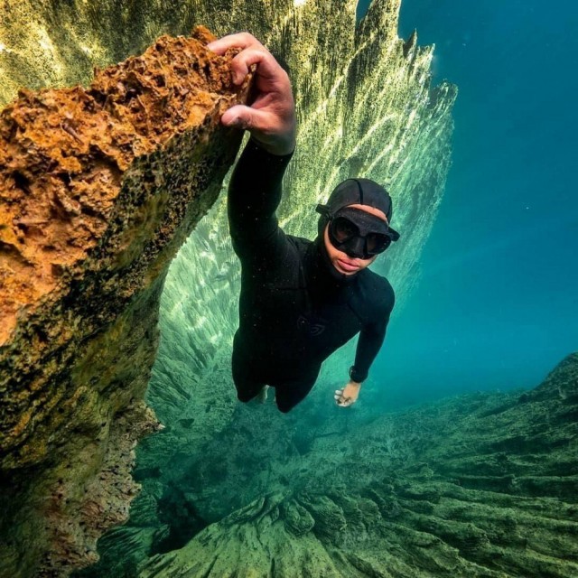 На краю