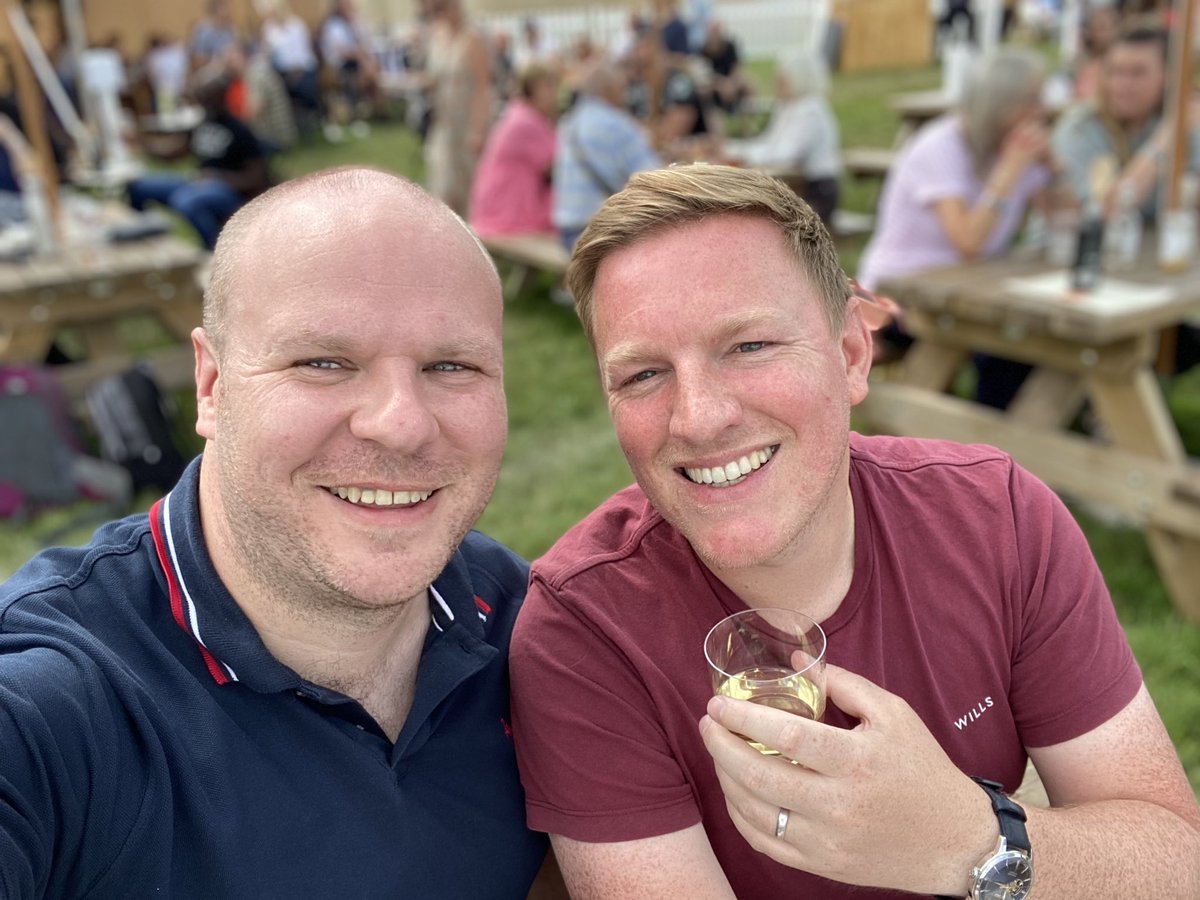 happy_matty86's tweet photo. What weekends are for  #RoyalTunbridgeWells #Summer #VIP #HappyMatty #pubinthepark @Pubinthepark_ @SHemblade https://t.co/ihKKta21lS