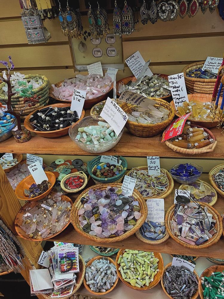 hauteblood's tweet photo. i could get lost in these shops for hours https://t.co/x1tF7T8EeZ