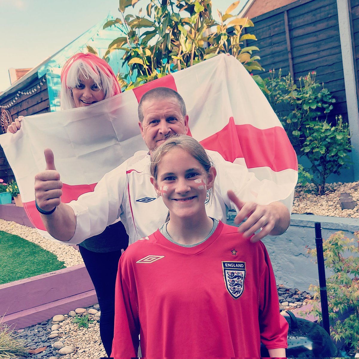 Simon Fountain tweet media