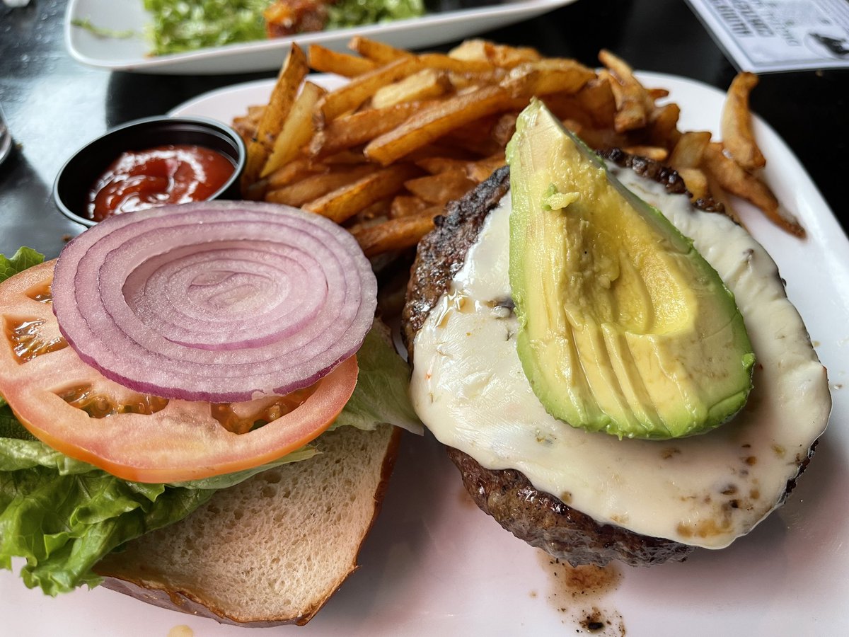 MyBurgerBlog tweet picture