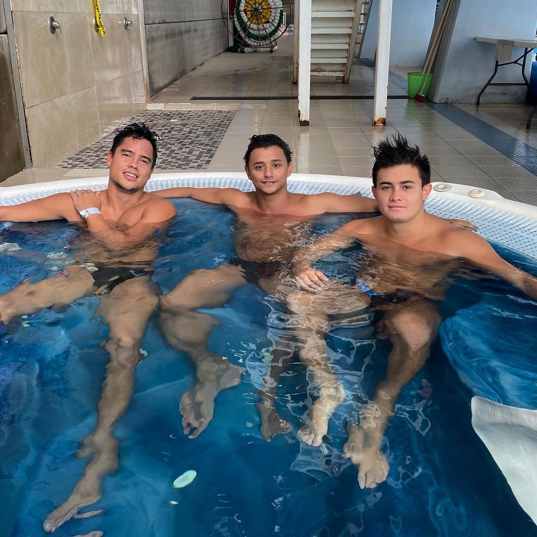 OlimpicoCol's tweet photo. #AtletasEnRedes 📸 mira algunas imágenes que dejaron esta semana nuestros deportistas en sus redes sociales.

Recuerda etiquetarnos para compartir tus fotografías en #AtletasEnRedes. 😎 📷 https://t.co/XTqLdYhoYX