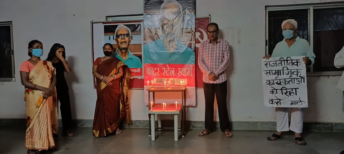 cpiml_jharkhand's tweet photo. अपनों की याद कार्यक्रम के तहत पिछले 6 जून से हर रविवार को चल रहे मोमबत्ती जलाकर कोविड महामारी में छीने गए लोगो को श्रद्धांजली दिया जा रहा है उसे आगे बढ़ाए। आज भी अपनो की याद में दीया, मोमबत्ती जलाएं।
#counteverydeath 
#apnokiyaad https://t.co/MKFmda2UaL
