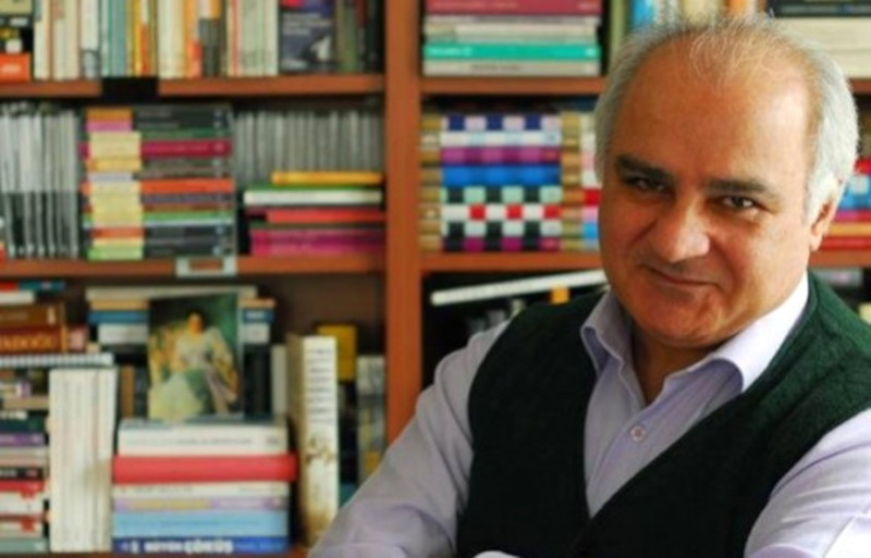 Özkan Ali Bozdemir'in Feridun Andaç'a ait 'Çıkmazdaki Edebiyat' kitabı üzerine yazısı.
- Edebiyat Çıkmazda mı?
bit.ly/3yCT9Bo 
<a href="/feridun_anda/">Feridun Andaç</a>  <a href="/erdemyayingrubu/">Erdem Yayın Grubu</a> <a href="/ozkan_bozdemir/">özkan bozdemir</a>