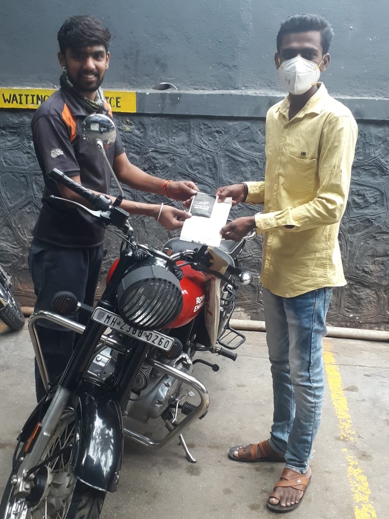 touchfoundati0n's tweet photo. "Masculinity comes with responsibility"
 Royal Enfield a symbol of a masculinity has taken the responsibility of nature conservation along with touch foundation. Thank you to "Royal Enfield" for participation in . -Mr. Gautam Munot
#TouchFoundation #RoyalEnfield https://t.co/VEvRlNWdLe