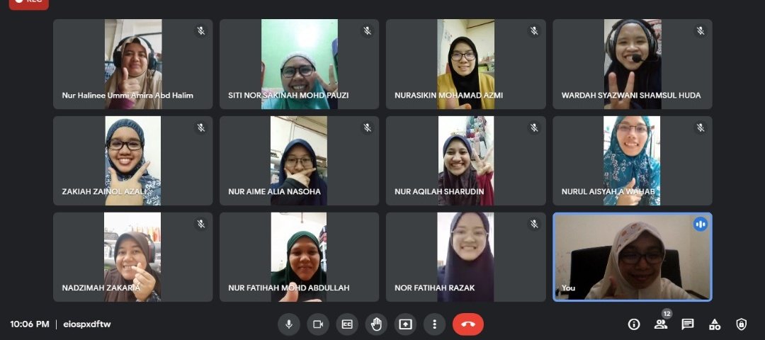 WardahSyazwani's tweet photo. Jauh di mata dekat di hati 😊 semoga setiap usaha, setiap langkah kita sentiasa dalam rahmat dan kasih sayangNya😇
.
#familyIsbat https://t.co/W5AEKnuOZN