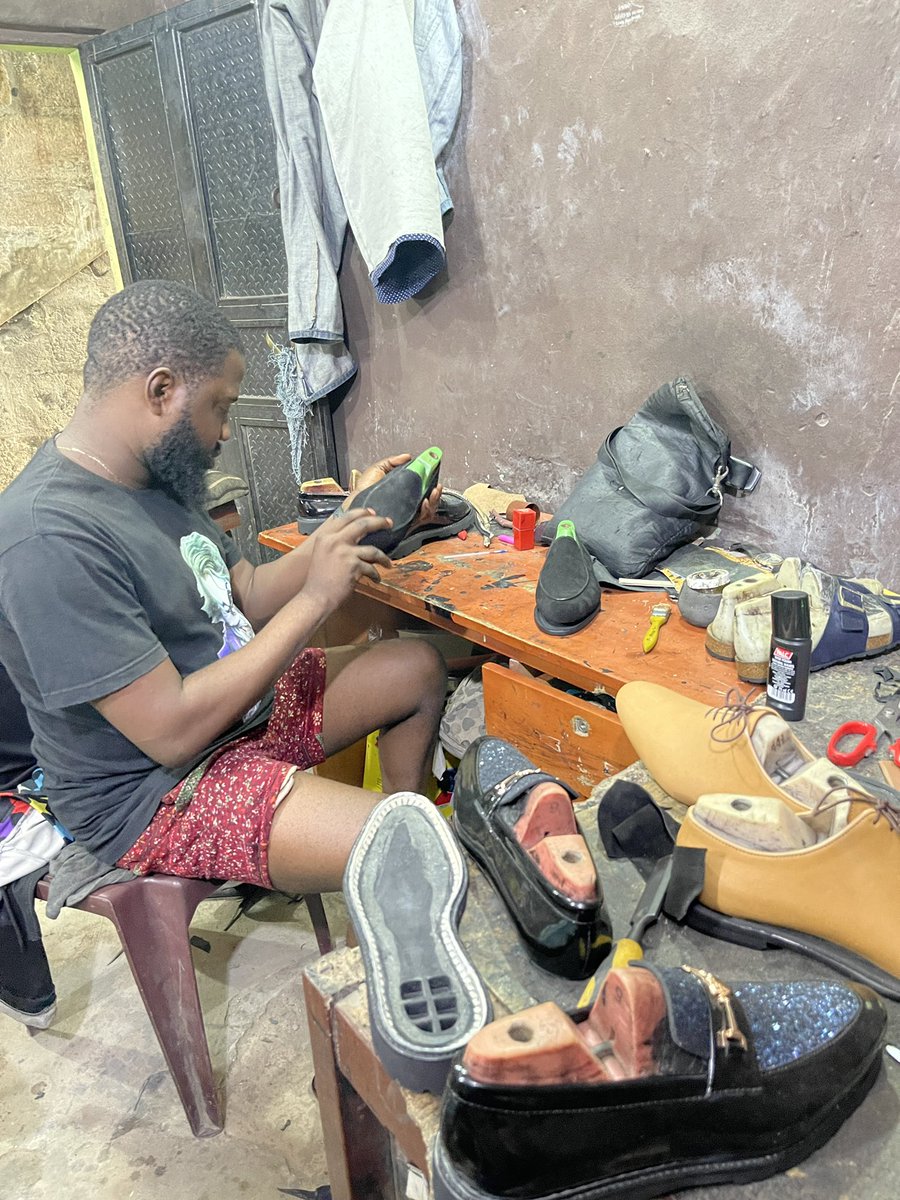 Fel_Steve's tweet photo. Sunday at the workchop π₯± #manmustchop https://t.co/GDVA7LdKs0