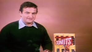 UngainlySword's tweet photo. @oxfordgamer Iโm pretty sure Belushiโs #LittleChocolateDonuts athlete was actually about me. #trainingtable #donutsofchampions https://t.co/XAT0kioEi0
