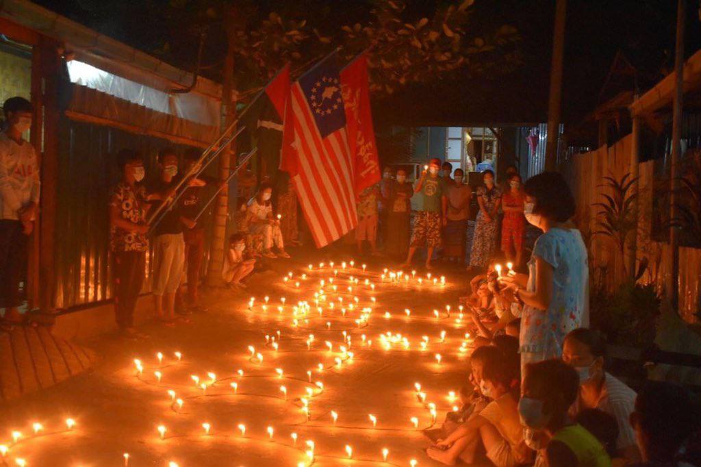 Candlelight night strike against military dictatorship by residents from Aye Mya Thar Yar, Hpakant on tonight 

WE NEED HELP FOR COVID-19

#MyanmarNeedsO2
#WhatsHappeningInMyanmar
#July11Coup