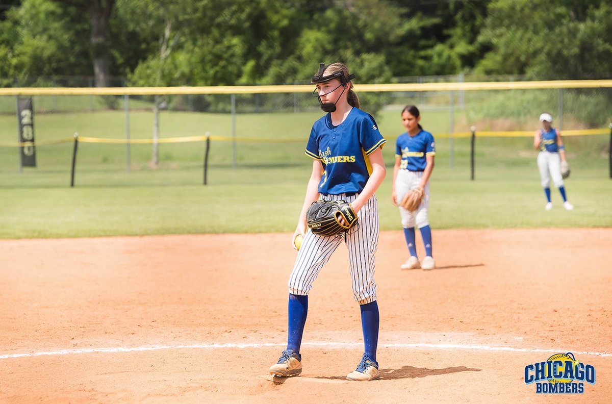 IAPremier_Shrai's tweet photo. Sundays are for bracket play‼️

So far this weekend…
We finished 1️⃣st in our bracket 
We are 3️⃣-1️⃣
Have had 3️⃣ shut-out

Today we play IL Storm Elite ‘06 at John Humphrey Complex on Field 1️⃣

#starsandstripesshowcase #letsplayforu #chicagobombers 
@DaveBetcher1 https://t.co/e6pxU2N56r