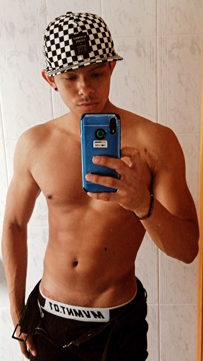 EduOsejo's tweet photo. Good afternoon @BestGayVids @onlyXXXguys @Hotafull @BestGayVids @MisterPorno_Gay https://t.co/4Qq9p1Ue6x