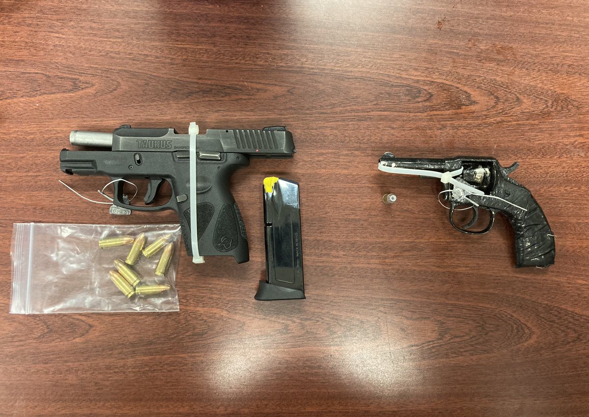 NYPD109Pct's tweet photo. Your 109 Officers have a relentless desire to keep our community safe. Last night they recovered 2 guns from 2 dangerous suspects. Great job! #TwoLessGuns https://t.co/1iJ1bqRPYh