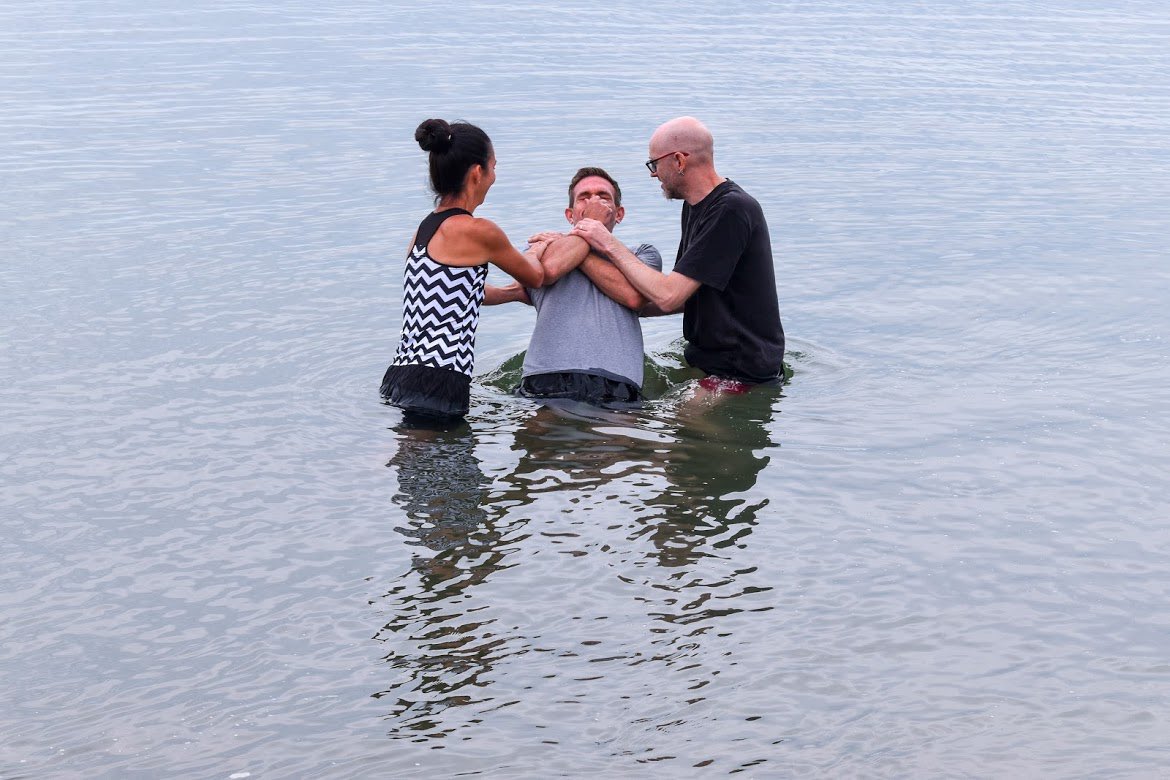 BeaconChurchHB's tweet photo. Today we got to celebrate with Nikki, Pat and Joe as we baptised them - they’ve decided to follow Jesus and are living it out loud! Video to come later this week 🤩 https://t.co/4vp8fNWscF