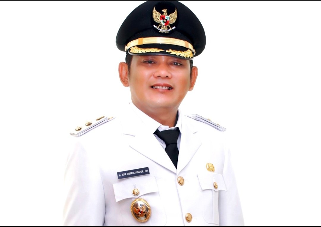 إنا لله و إنآ إليه راجعون
Selamat jalan pak H Eka Supria Atmaja, semoga amal ibadahnya diterima di sisi Allah SWT dan diampuni segala dosa-dosanya.