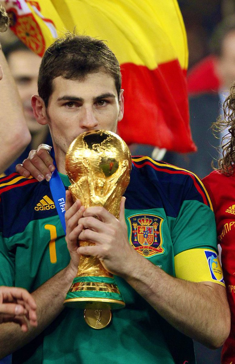 IkerCasillas's tweet photo. July 11th! History made! 🇪🇸 🏆 🌎 https://t.co/70DpkKwD7p