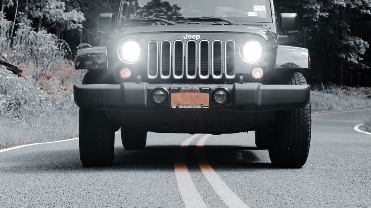 Armorlite flooring provides unrivaled thermal protection throughout the entire surface of the floor. Our lab tests have shown that after 30 minutes of typical driving, Armorlite keeps the interior of the Jeep 12 degrees cooler than the factory carpet.