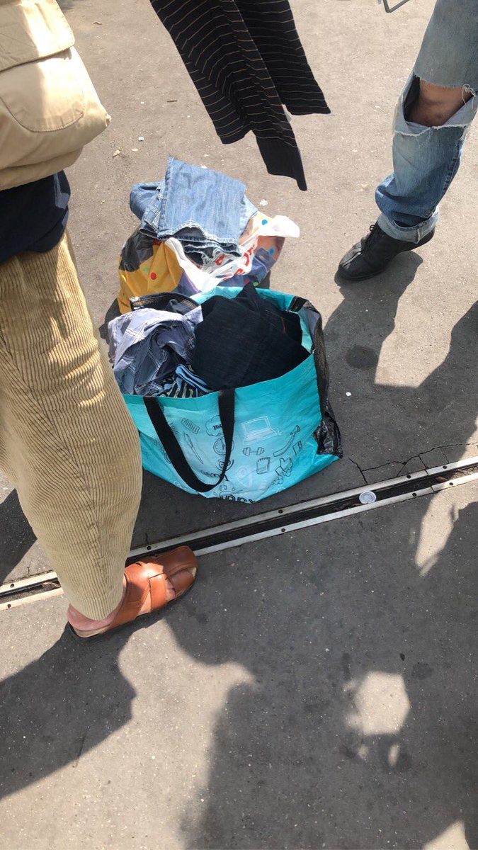 HDS75Paris's tweet photo. Distribution en cours 💪
Merci à tous 💛 https://t.co/cSuV2pJPfL