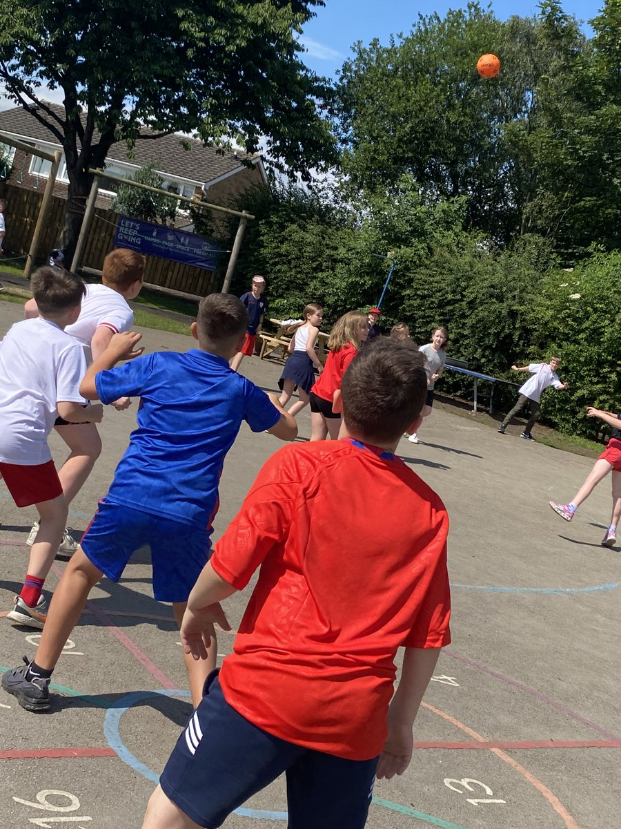 IPMATTowngate's tweet photo. Some more photos from class 5/6's Friday Football Frenzy #itscominghome #class56TPA https://t.co/bUabqrTbzM