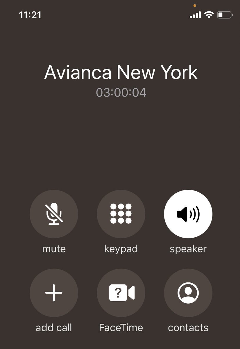 nsguerr's tweet photo. @Avianca como es posible esperar en el call center por “un asesor VIP” 3 horas y que nadie conteste? #Avianca https://t.co/EFku9eQrFQ