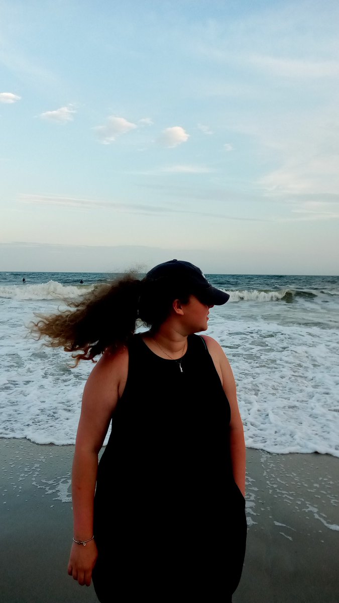 realjuliemallen's tweet image. Developing #patience comes from enduring trials that are #soNotfun Yet God allows em so we can become mature complete lacking nothing So if you are facing adversity today amazing people of God do your best to face the wind an #askGod for the #courage to endure it an grow from it