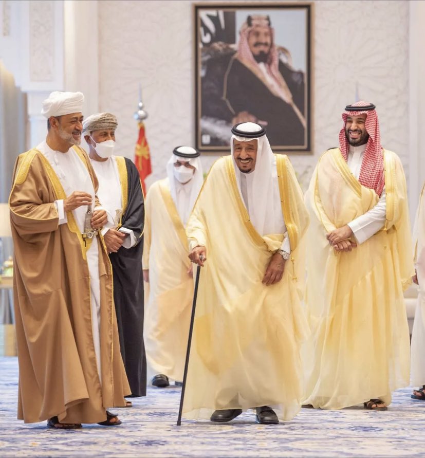 alrmaihi's tweet photo. ياجعل هالضحكات دايم 🇸🇦❤️

#سلطان_عمان_ضيف_الملك_سلمان https://t.co/4MW9MMEq1N