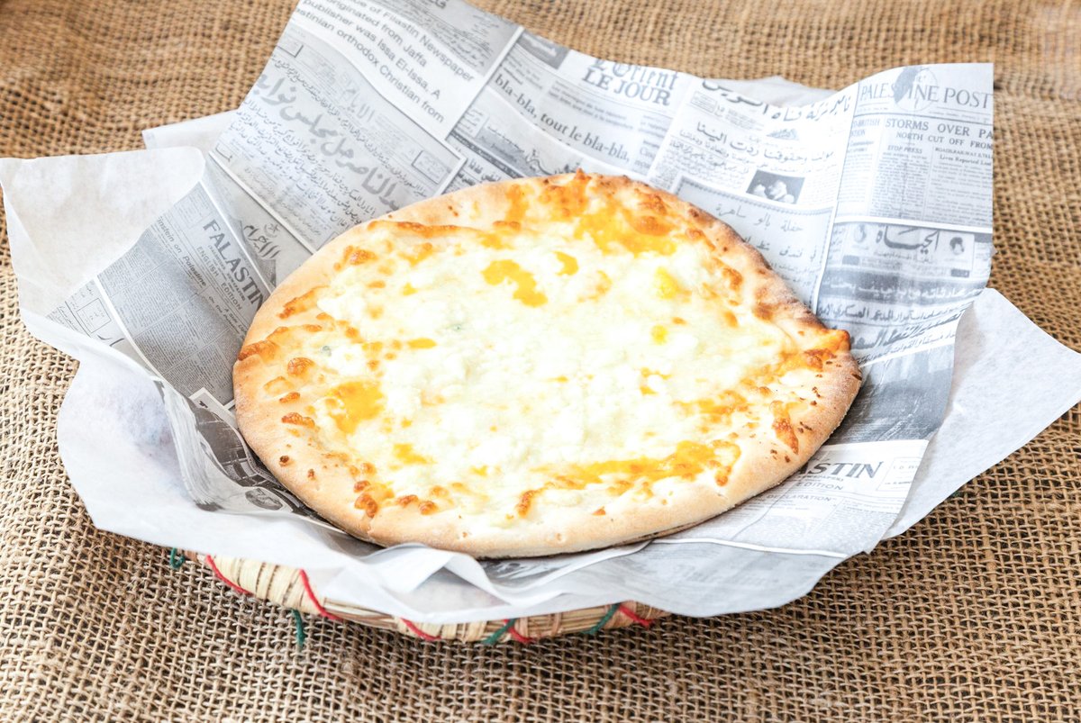 Yafa_Cafe's tweet photo. The perfect brunch item that’s good any time of day, meal or snack.

#fatayer #cheese #cheesefatayer #cheesebread #pizza #flatbread #cheeseflatbread #teatime #timefortea #brunch #eat #lunch #snack #meal #snacktime #mealtime #cheesepizza https://t.co/75dhD9sQFw