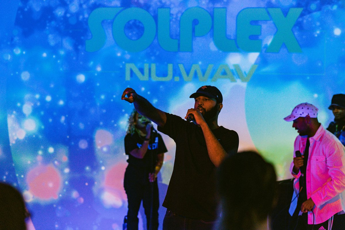 solplexmusic's tweet image. Big shout out to everyone that rocked with us for our Nu.WAV release party.

It was definitely a vibe and we can’t wait to the next time! 🌊🌊🌊

#hiphopmusic #outnow #houstonevent
#art #goodvbes #houstonmusic #liveperformance #livemusic #weekendvibes