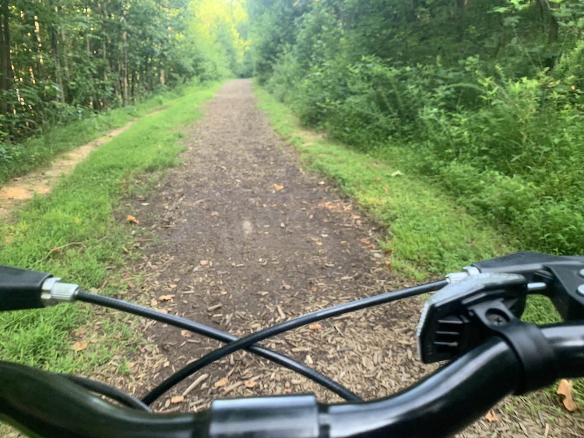 Kevin1Good's tweet photo. #UpNActive start to a Sunday! Missed my riding partners but maybe next week. Ran by a scary situation on the run— @brewerhm with a drill in hand. No Days Off! My man #PrincipalAlwaysMakingAChange ! https://t.co/rMv9EEVo7G