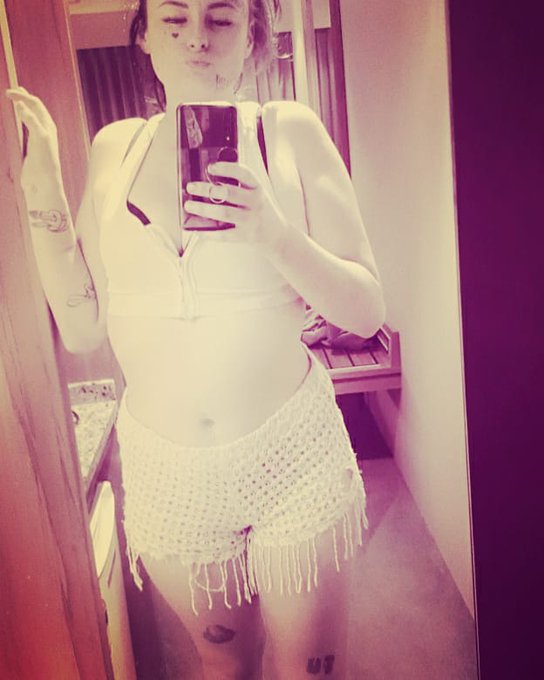 @OnlyFansVUE @OnIyFansPromoRT https://t.co/kSrgGEwCmB<a class="tags" target="_blank" title="On Twitter" href="/?out=eyJ0eXAiOiJKV1QiLCJhbGciOiJIUzUxMiJ9.eyJpYXQiOjE3MjU3ODkwNjUsImlzcyI6InR3cG9ybnN0YXJzLmNvbSIsIm5iZiI6MTcyNTc4OTA2NSwiZXhwIjoxNzU3MzI1MDY1LCJyZWRpcmVjdF91cmwiOiJodHRwczovL3R3aXR0ZXIuY29tL09ubHlGYW5zVlVFIn0.CqGtH5fUX39kv1OlhP64Hzchxzsps2SG8yhbRCUuXKG0V5rqJPNiSbjyQB9rZE2WfRa-onx7nR_I5l3Uc2Wusg">@OnlyFansVUE</a><a class="tags" href="/tag/oniyfanspromort">@oniyfanspromort</a><a href="/tag/tattoo"class="tags"><span>#tattoo</span></a><a href="/tag/xxx"class="tags"><span>#xxx</span></a><a href="/tag/folllow"class="tags"><span>#folllow</span></a><a href="/tag/onlyfanswomen"class="tags"><span>#onlyfanswomen</span></a><a href="/tag/facetat"class="tags"><span>#facetat</span></a>