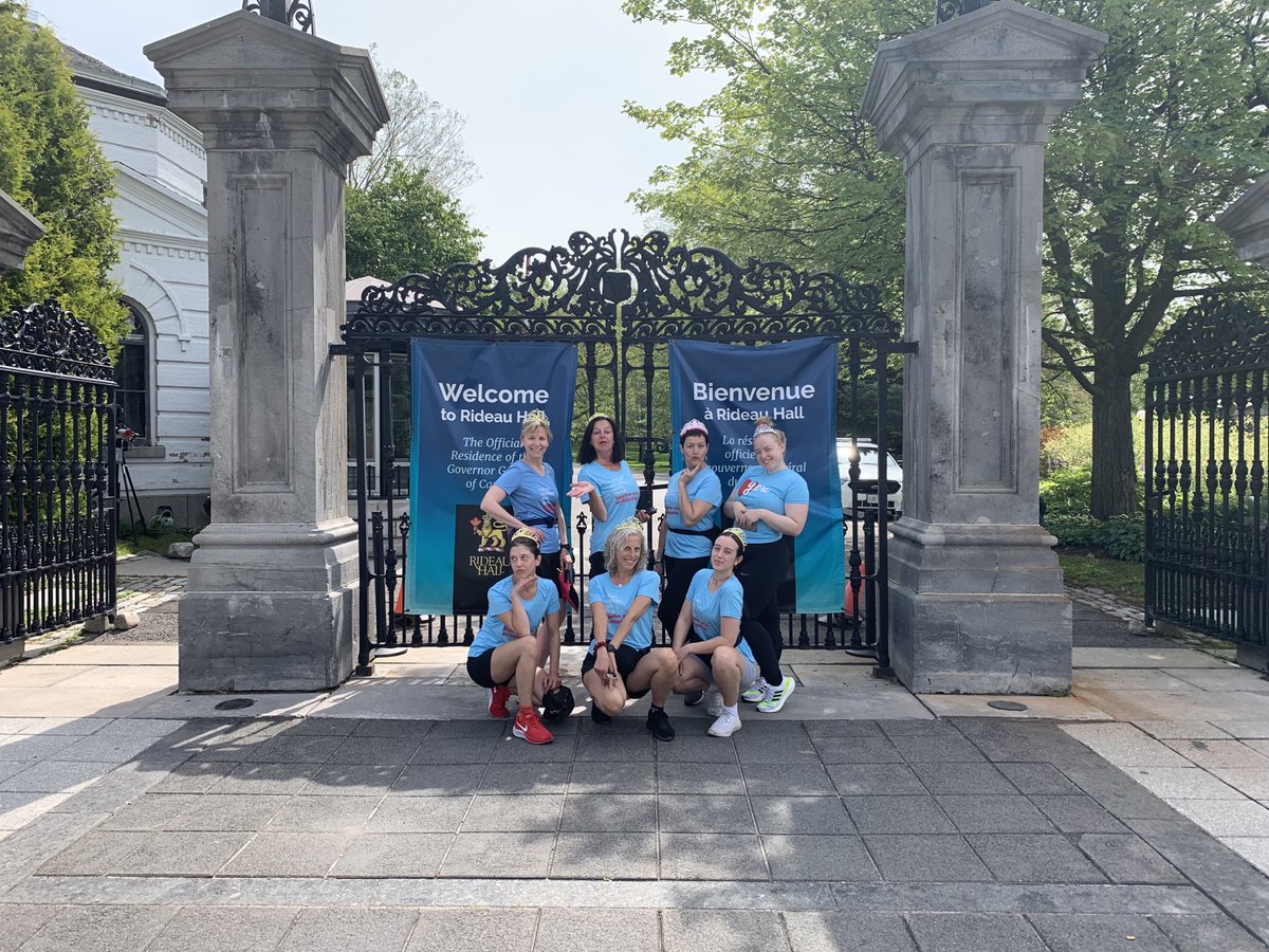 loreto_nicole's tweet image. The Royal family did a magnificent run in support of The Royal’s mental health for women! #OTTRun4Women #runforwomen @theroyalfdn