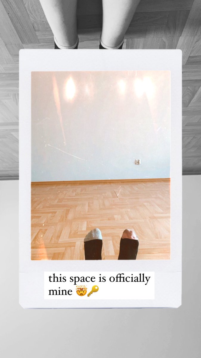 _whatewa's tweet photo. 10 years ago I was waiting to see if I got accepted to uni, and today I picked up the keys to a flat I bought on my own 🤯 https://t.co/91Dk9lK6UI