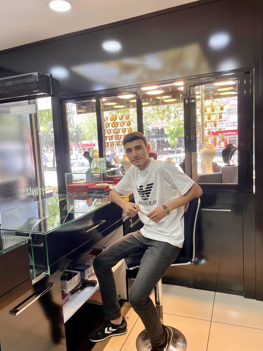 Gözümün Gördüğünden Yüreğim Korkarsa And Olsun Ki Kendi Mezarıma Kendim Gireceğimm…