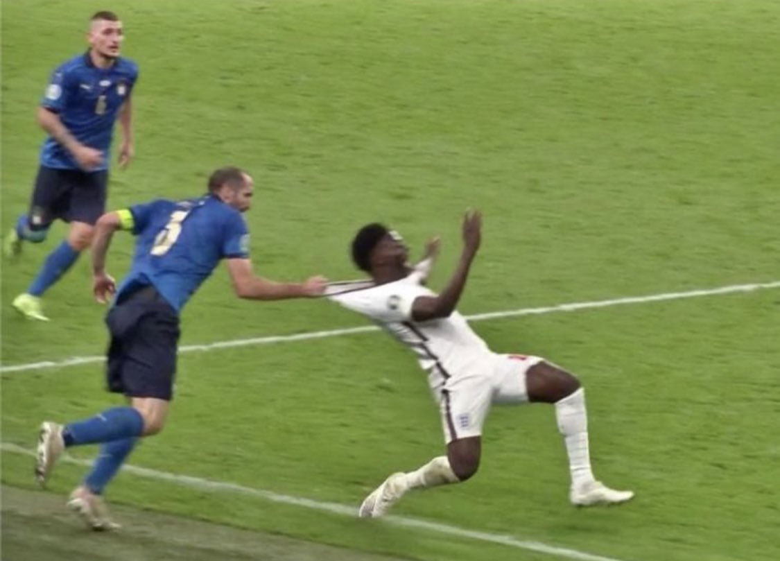 Azizzi's tweet image. Is it coming home or not?