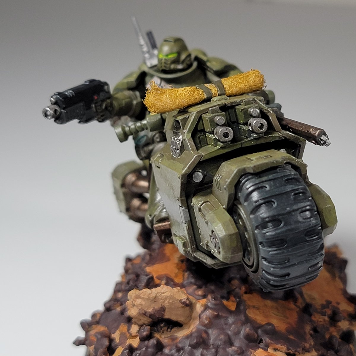 PlasticHobbies's tweet photo. Outrider #1 for the Indomitus Box Set Coast 2 Coast Challenge #IC2C #warhammer40k #WarhammerCommunity https://t.co/0YYbdil4Lh