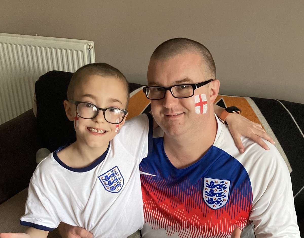 BrookesJason's tweet photo. @SkySportsNews Jason &amp; Jack COME ON ENGLAND https://t.co/FLkawjhvXh